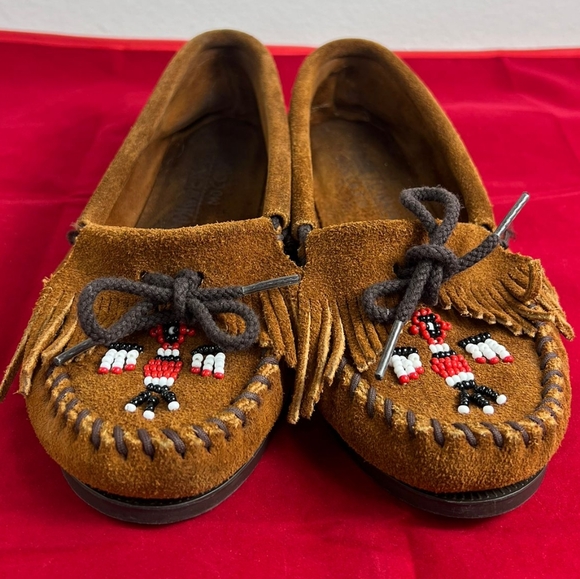 EUC Minnetonka Women's Thunderbird Moccasins, Brown Suede, Sz 6 - Picture 5 of 13
